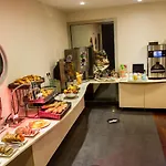 Hotel Ibis Styles Bethune La Buissiere