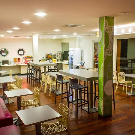 Hotel Ibis Styles Bethune La Buissiere Bruay-la-Buissiere