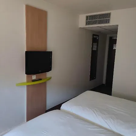 Ibis Styles Bethune La Buissiere Bruay-la-Buissiere