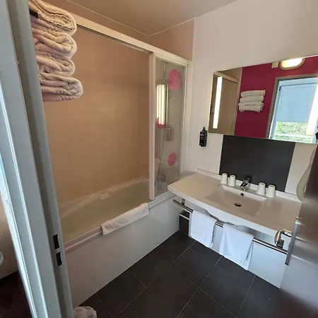 Ibis Styles Bethune La Buissière 3*