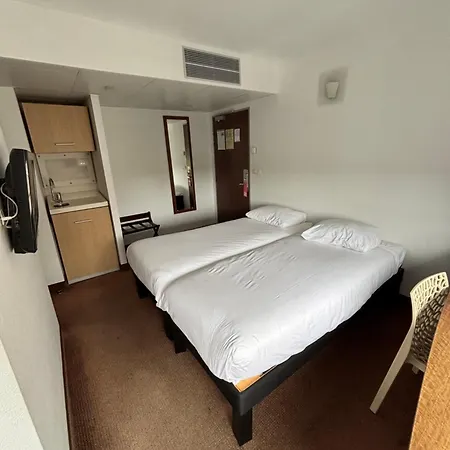 Hotel Ibis Styles Bethune La Buissiere