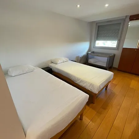 Ibis Styles Bethune La Buissiere Hotel