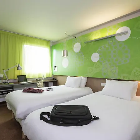 Hotel Ibis Styles Bethune La Buissiere