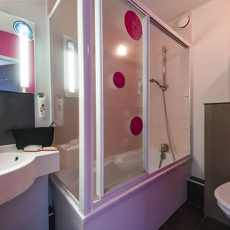 Hotel Ibis Styles Bethune La Buissiere
