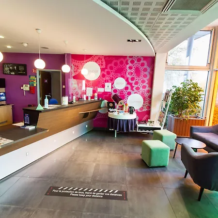 Ibis Styles Bethune La Buissiere Hotel 3*