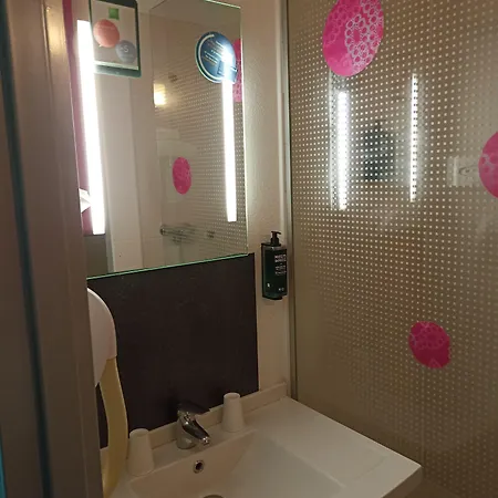 Ibis Styles Bethune La Buissiere Hotel 3*