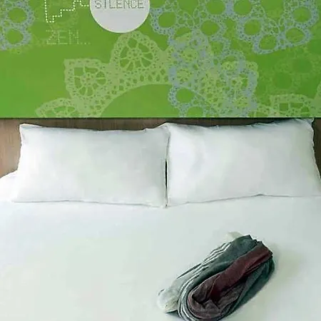 Ibis Styles Bethune La Buissiere Otel