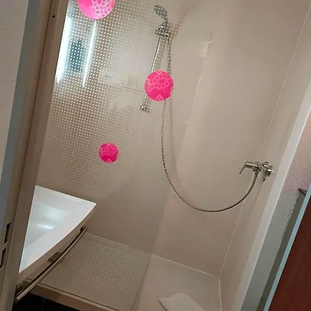 Ibis Styles Bethune La Buissiere Hotel
