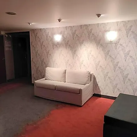 Hotel Ibis Styles Bethune La Buissiere 3*