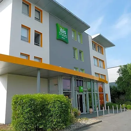Hotel Ibis Styles Bethune La Buissiere