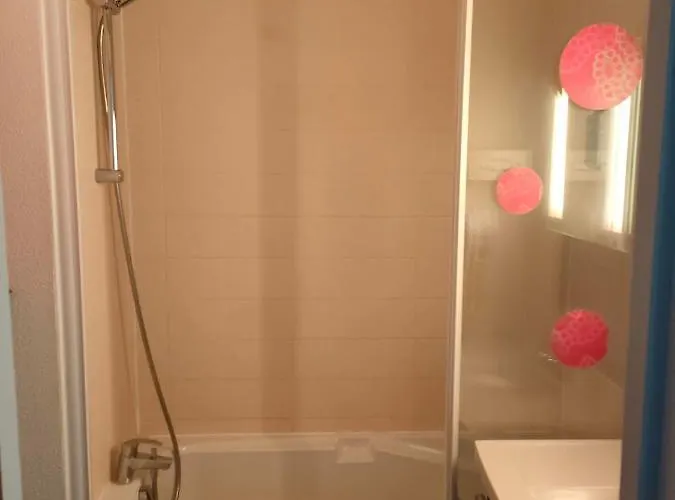 Hotel Ibis Styles Bethune La Buissière 3*